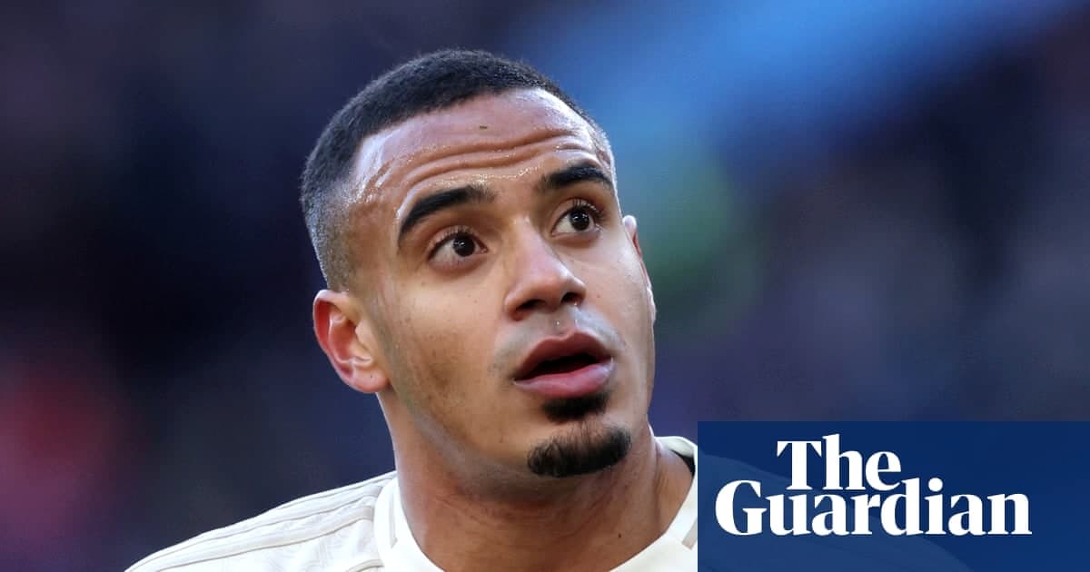 曼联拟签 Murillo 替代马奎尔，维拉瞄准 Abraham 与 Ceballos