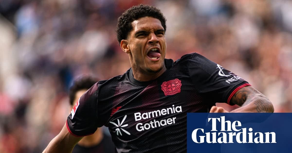 夸安萨在勒沃库森稳步崛起，开启成名之路