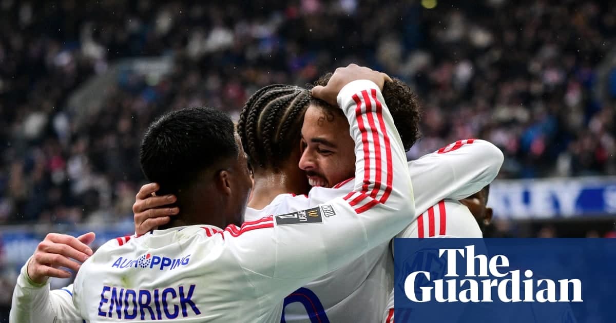 里昂：从濒临降级到欧洲最火球队的逆袭