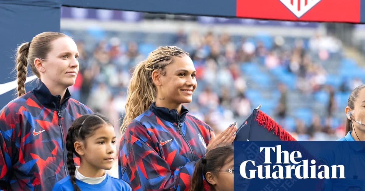 海斯为美国女足SheBelieves杯名单实现经验与青春的平衡