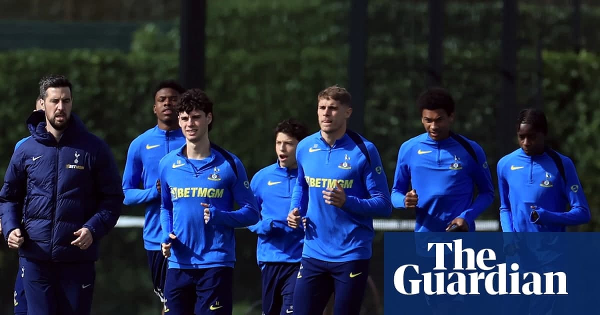 范登贝恩回击质疑：热刺球员都在乎困境，誓扭转局势