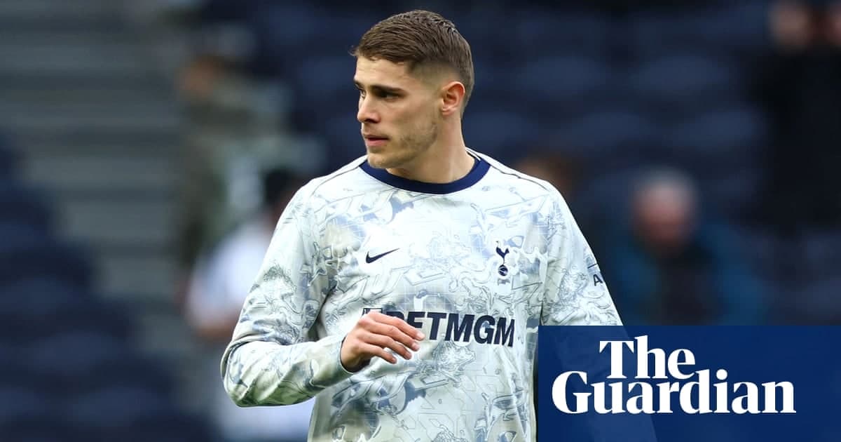 利物浦盯上范德文？帕罗特传闻再起的转会长线博弈