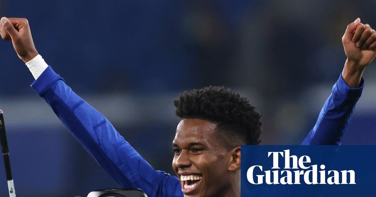 埃斯特万·威廉补时绝杀利物浦，切尔西结束连败让阿森纳继续领跑英超