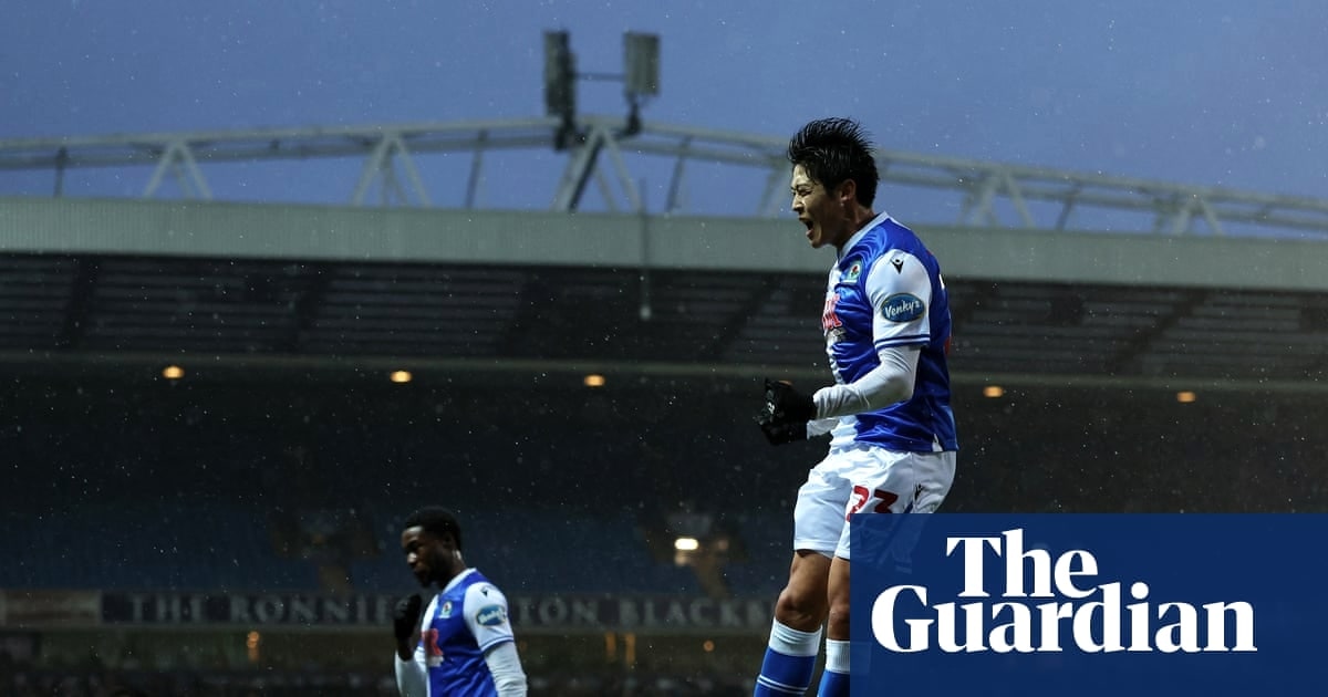 水浸草地再度中止布莱克本对谢菲尔德星期三 英冠多队轮换与焦点对决