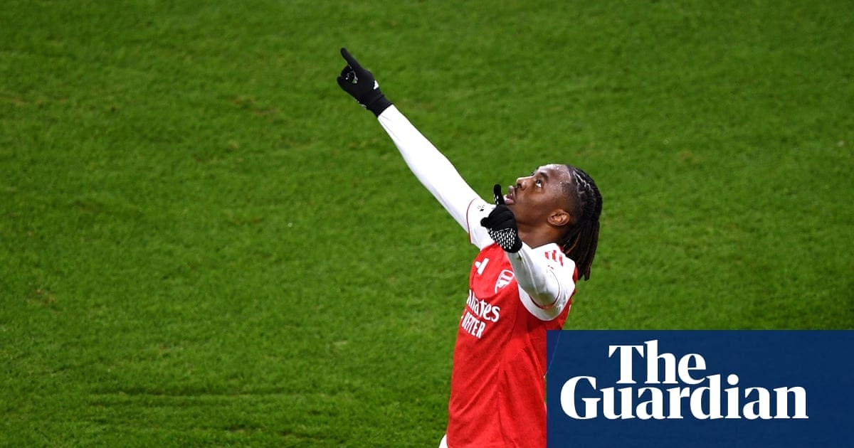 埃泽帽子戏法为阿森纳增气场热刺遭遇沉重打击