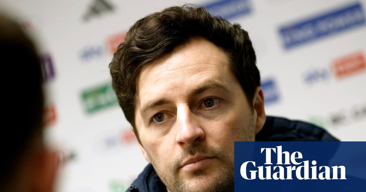 西布罗姆维奇解雇34岁主帅梅森，客场连败达十场