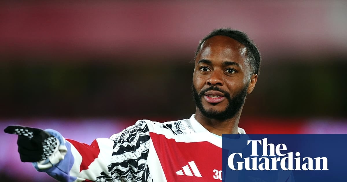 热刺领跑斯特林转会传闻 七队竞争这名31岁球星