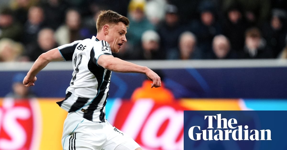 纽卡大胜 PSV 稳定出线形势，巴黎之夜成关键夜