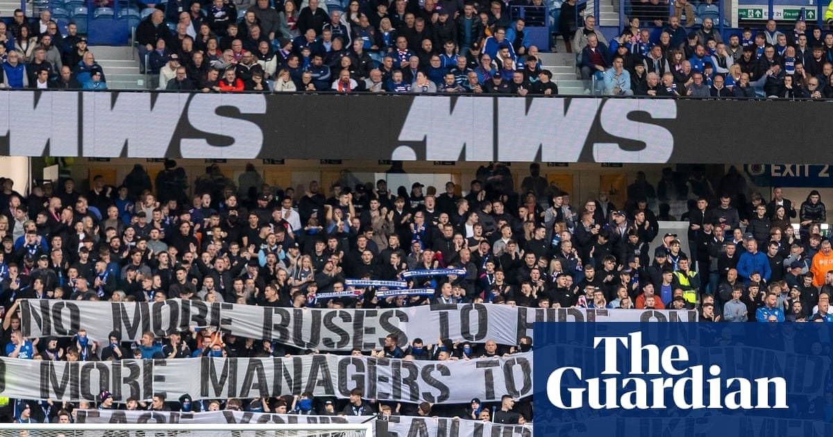 无主帅流浪者顽强逼平丹地联，球迷怒斥球员与董事会