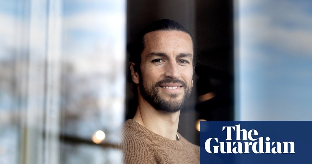 伯格斯：我肯定会向凯恩要球衣