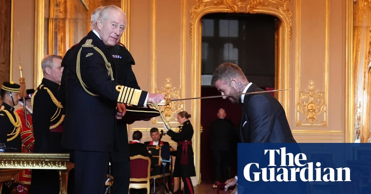 贝克汉姆获爵士勋衔：查理斯三世在温莎城堡颁勋