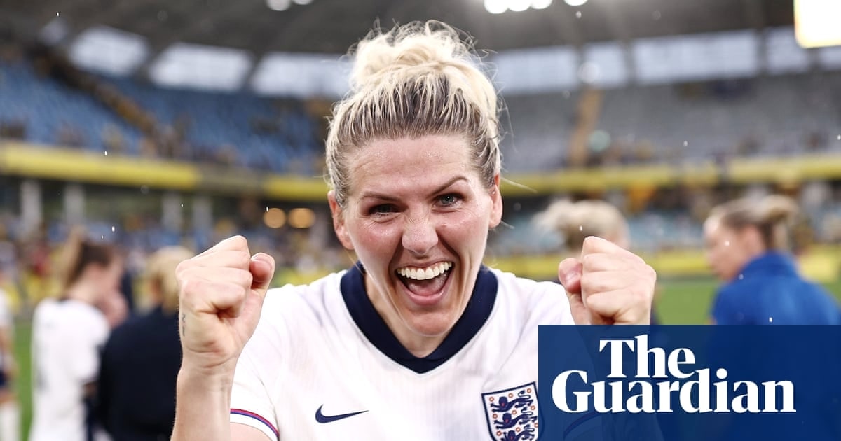 米莉·布莱特宣布退役：英格兰女足领袖时代落幕