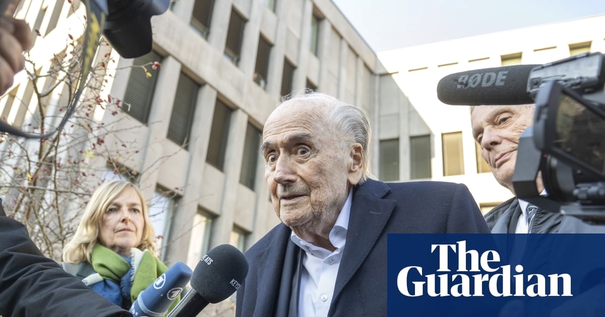 布拉特支持球迷抵制美届世界杯，聚焦安保担忧