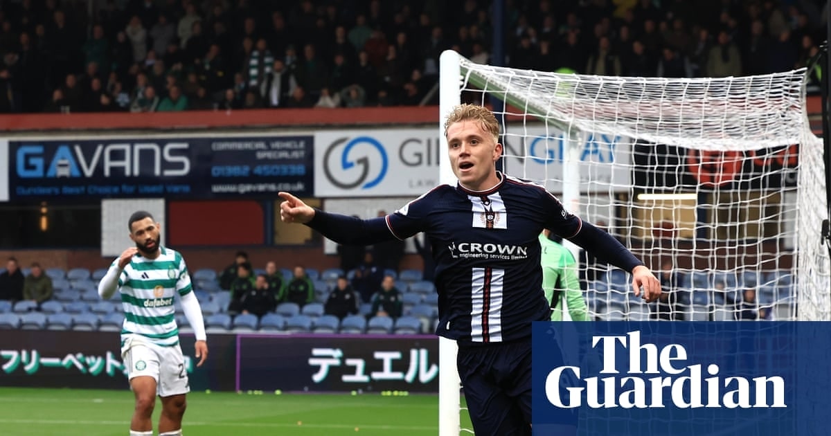 凯尔特人客场0-2负于邓迪 未能缩小对 Hearts 的领先差距,球迷持续抗议