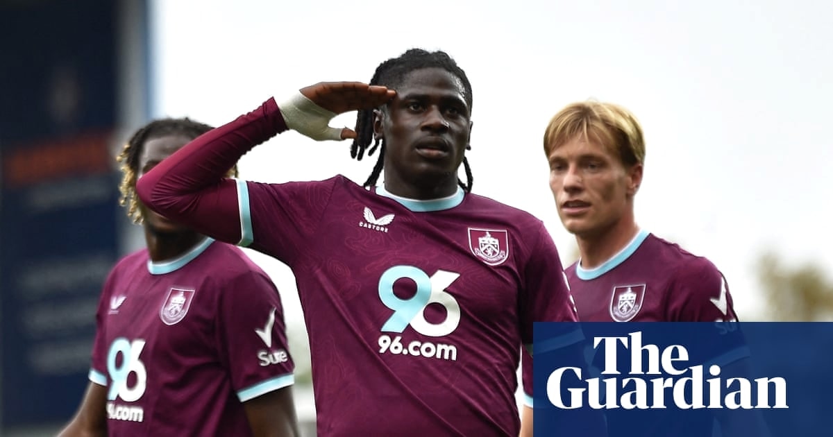 卢姆·茶奥纳劲射点亮伯恩利,法国风格击退利兹